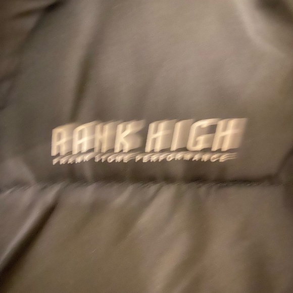 Core Performance Woman’s Coat - Picture 5 of 5